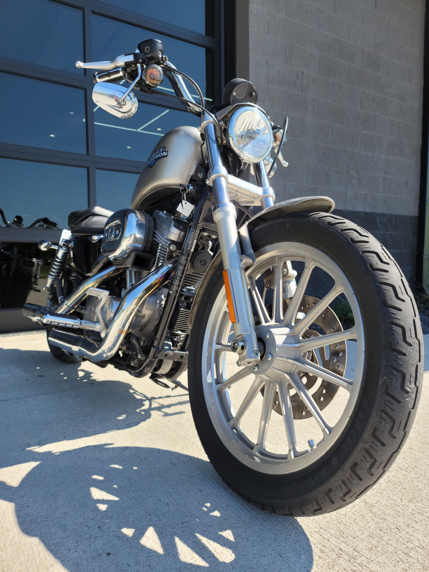 2009 Harley-Davidson Sportster® 883 Low in Kenosha, Wisconsin - Photo 3