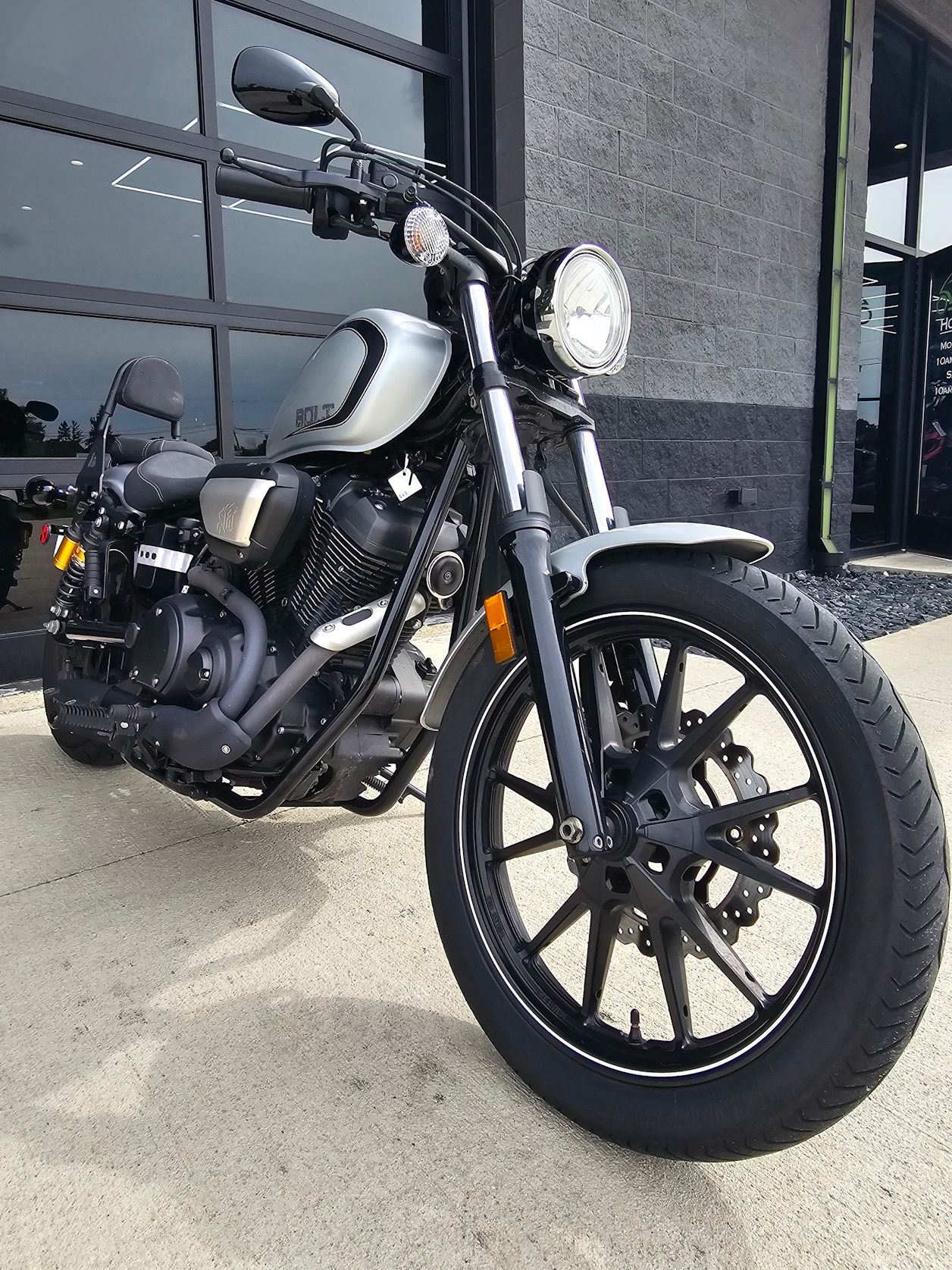 2015 Yamaha Bolt R-Spec in Kenosha, Wisconsin - Photo 3