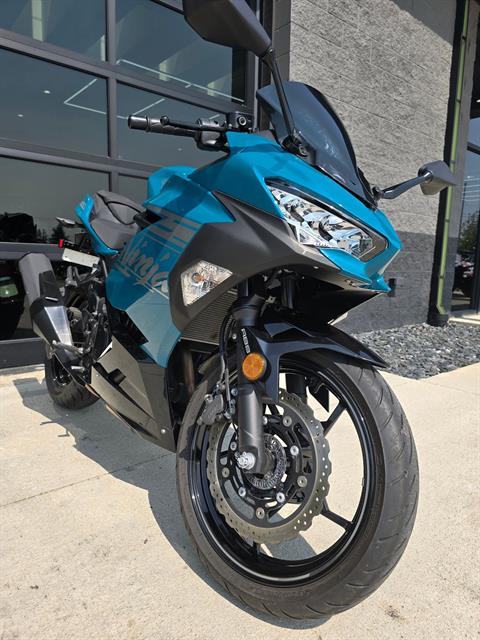 2021 Kawasaki Ninja 400 ABS in Kenosha, Wisconsin - Photo 3