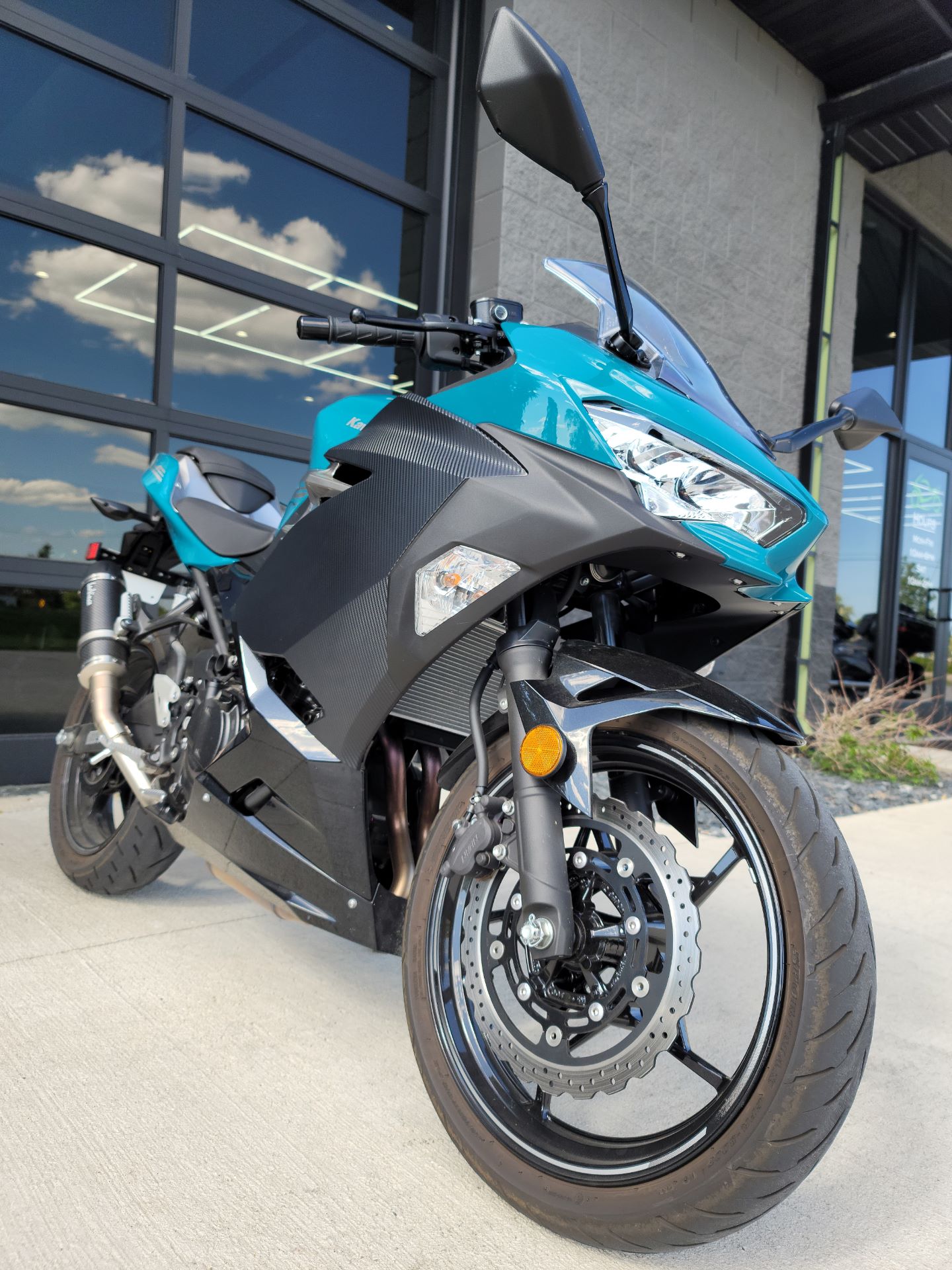 2021 Kawasaki Ninja 400 in Kenosha, Wisconsin - Photo 3