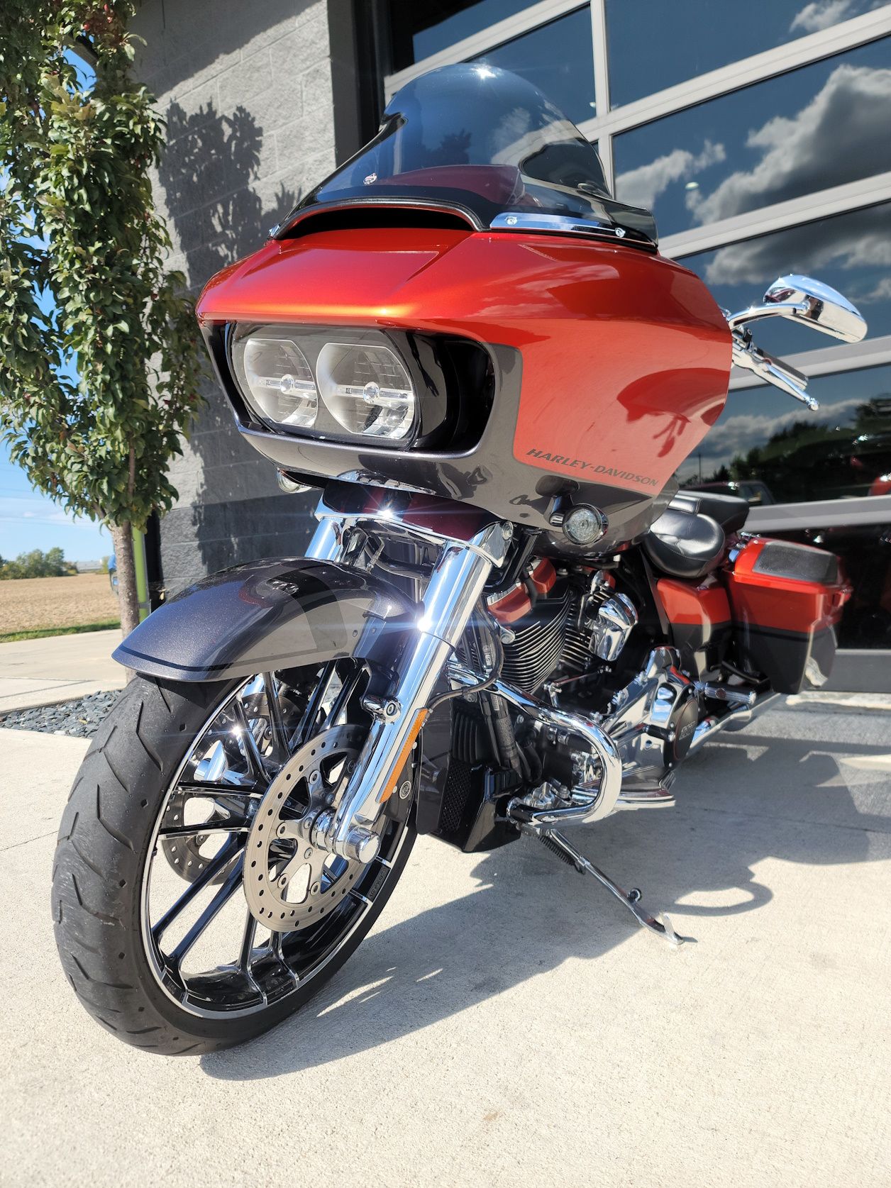 2018 Harley-Davidson CVO™ Road Glide® in Kenosha, Wisconsin - Photo 5