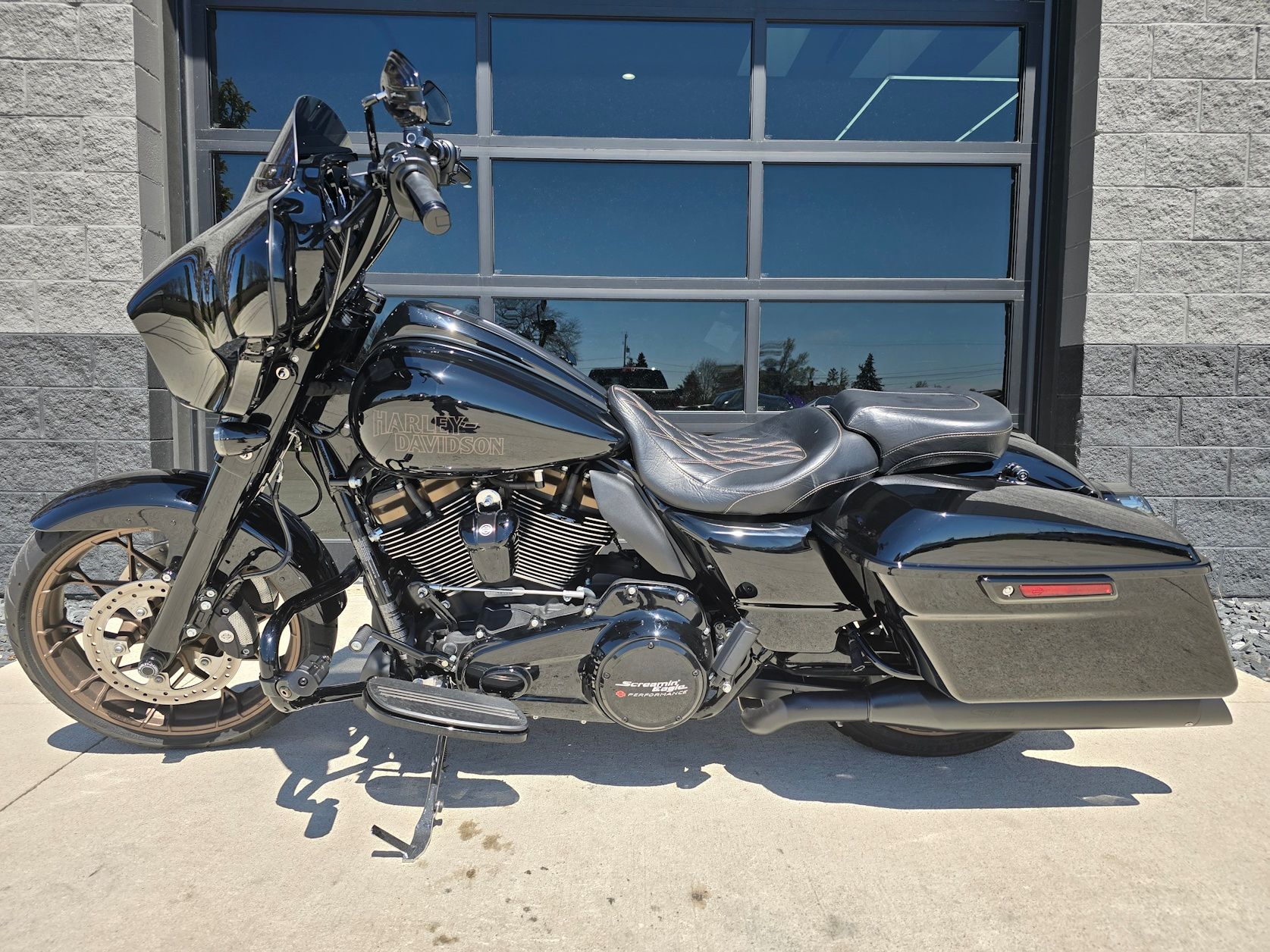 2023 Harley-Davidson Street Glide® ST in Kenosha, Wisconsin - Photo 2