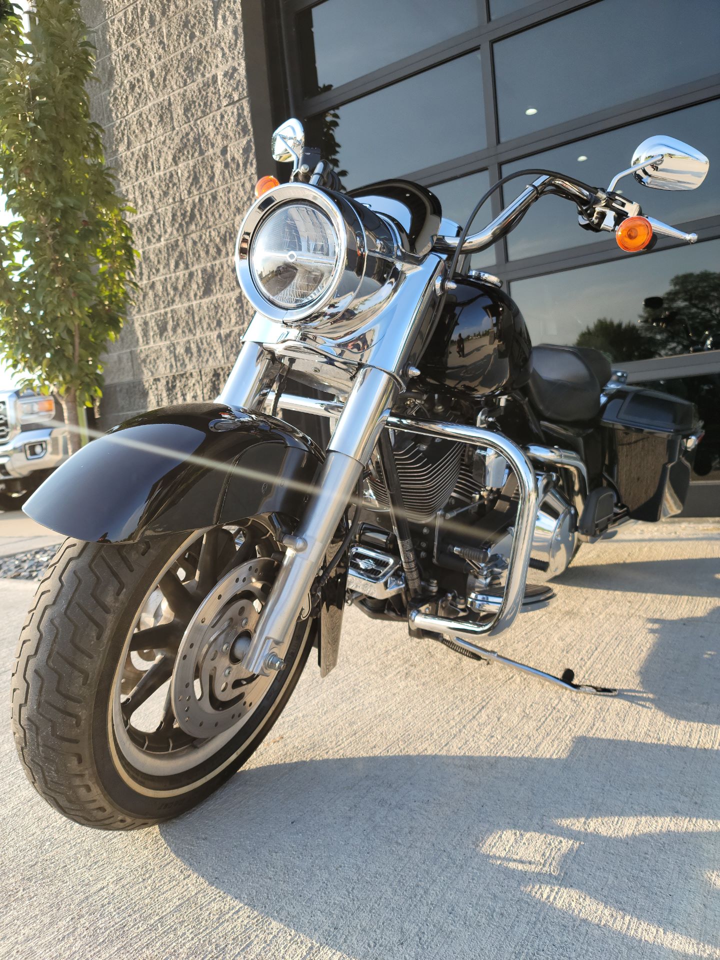 2006 Harley-Davidson Road King® Custom in Kenosha, Wisconsin - Photo 5