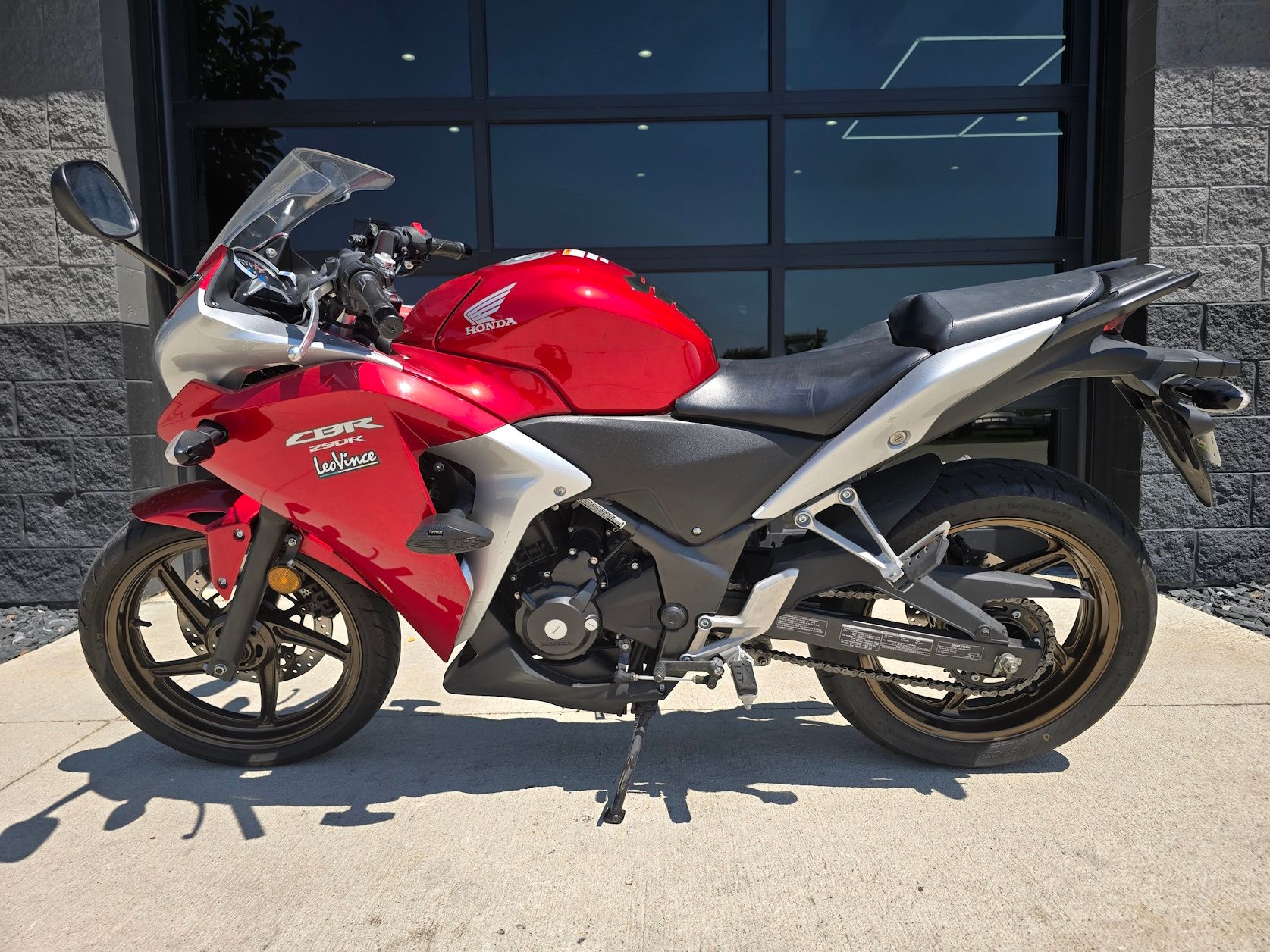 2012 Honda CBR®250R in Kenosha, Wisconsin - Photo 2