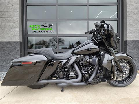2014 Harley-Davidson Electra Glide® Ultra Classic® in Kenosha, Wisconsin - Photo 1