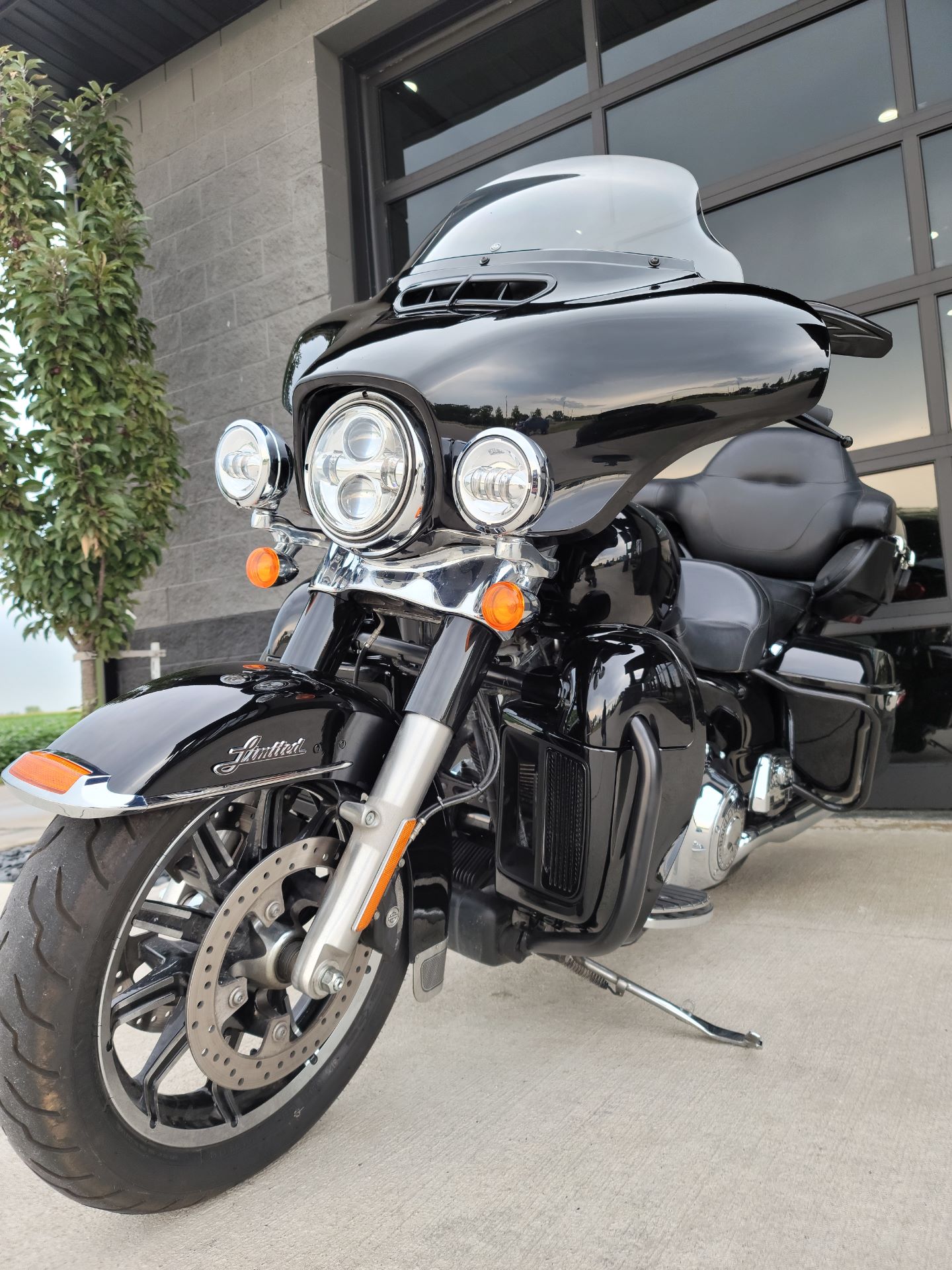 2014 Harley-Davidson Electra Glide® Ultra Classic® in Kenosha, Wisconsin - Photo 5