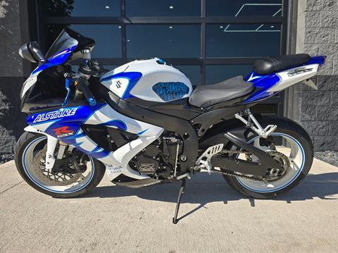 2008 Suzuki GSX-R600™ in Kenosha, Wisconsin - Photo 2