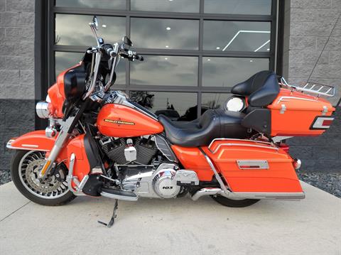 2012 Harley-Davidson Electra Glide® Ultra Limited in Kenosha, Wisconsin - Photo 2