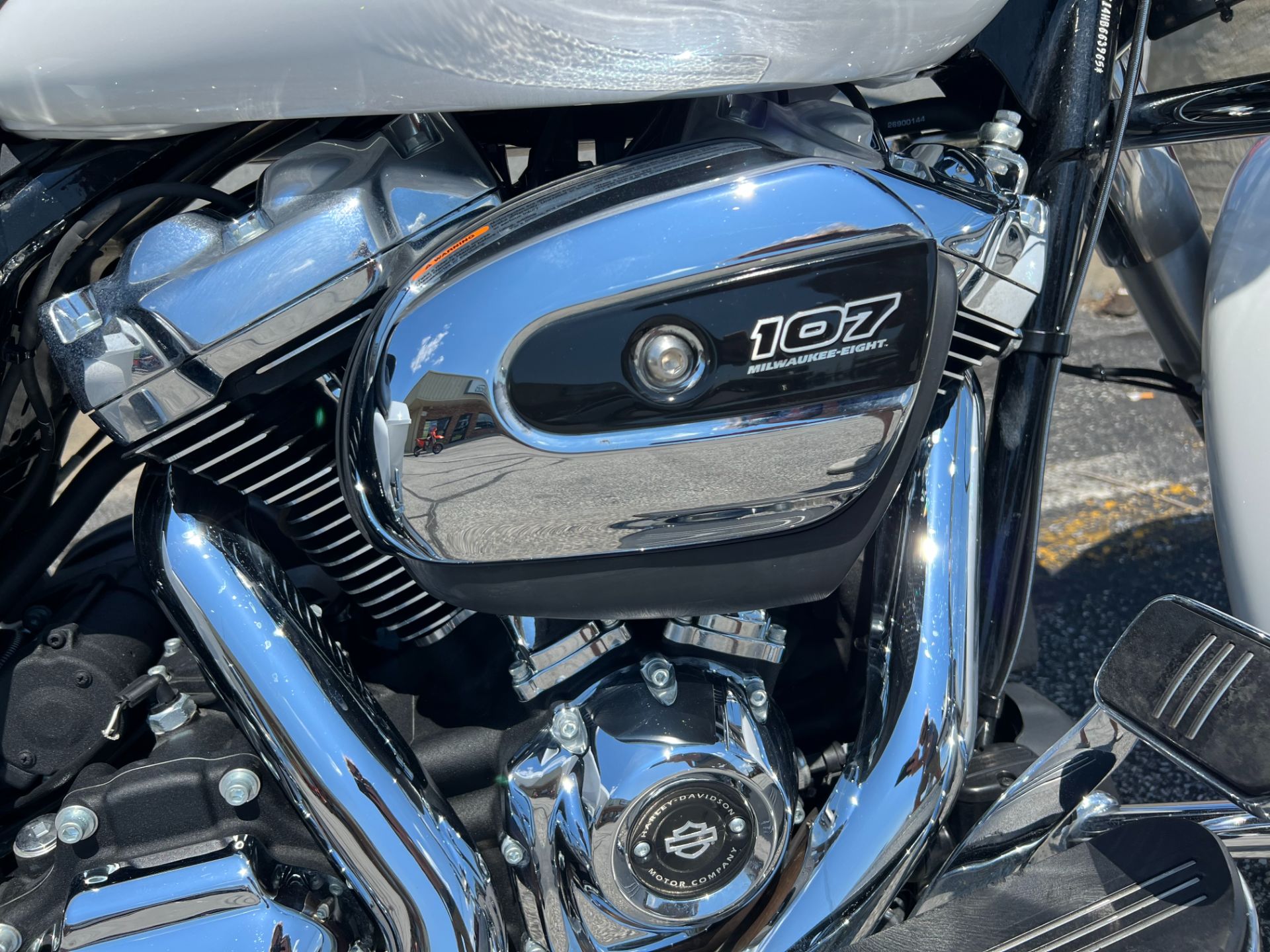 2017 Harley-Davidson Street Glide® Special in Salisbury, Maryland - Photo 9