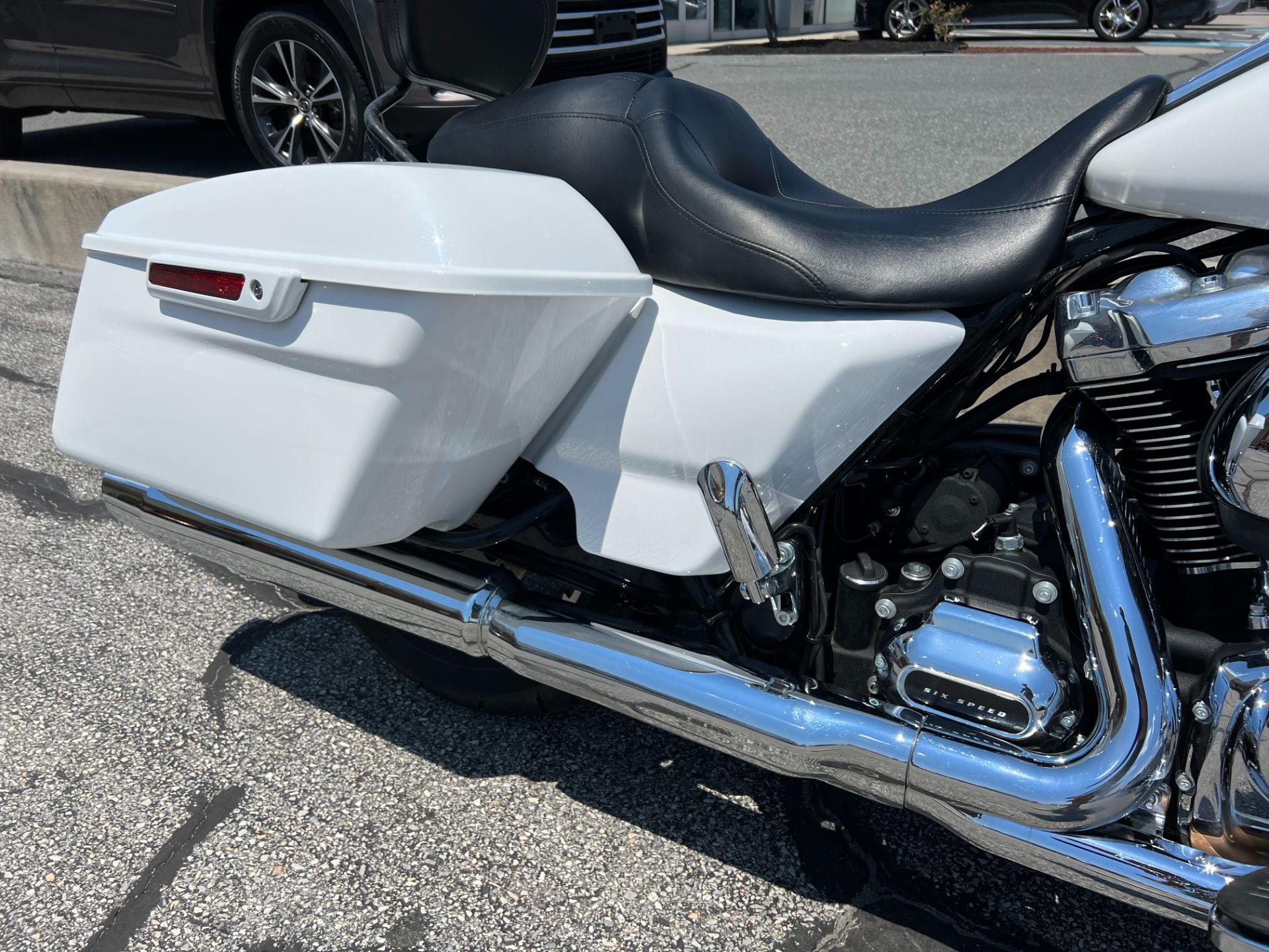 2017 Harley-Davidson Street Glide® Special in Salisbury, Maryland - Photo 10