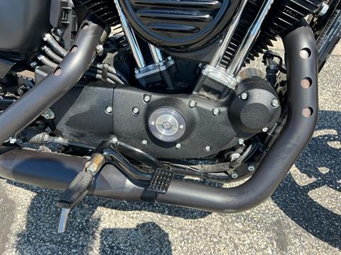 2017 Harley-Davidson Iron 883™ in Salisbury, Maryland - Photo 9