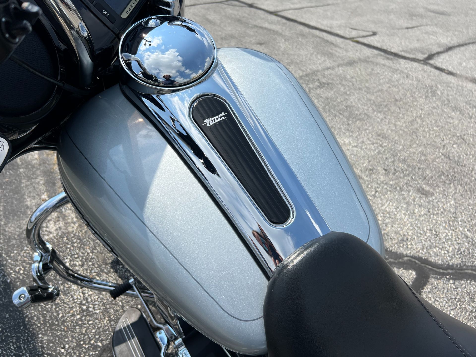 2015 Harley-Davidson Street Glide® Special in Salisbury, Maryland - Photo 16