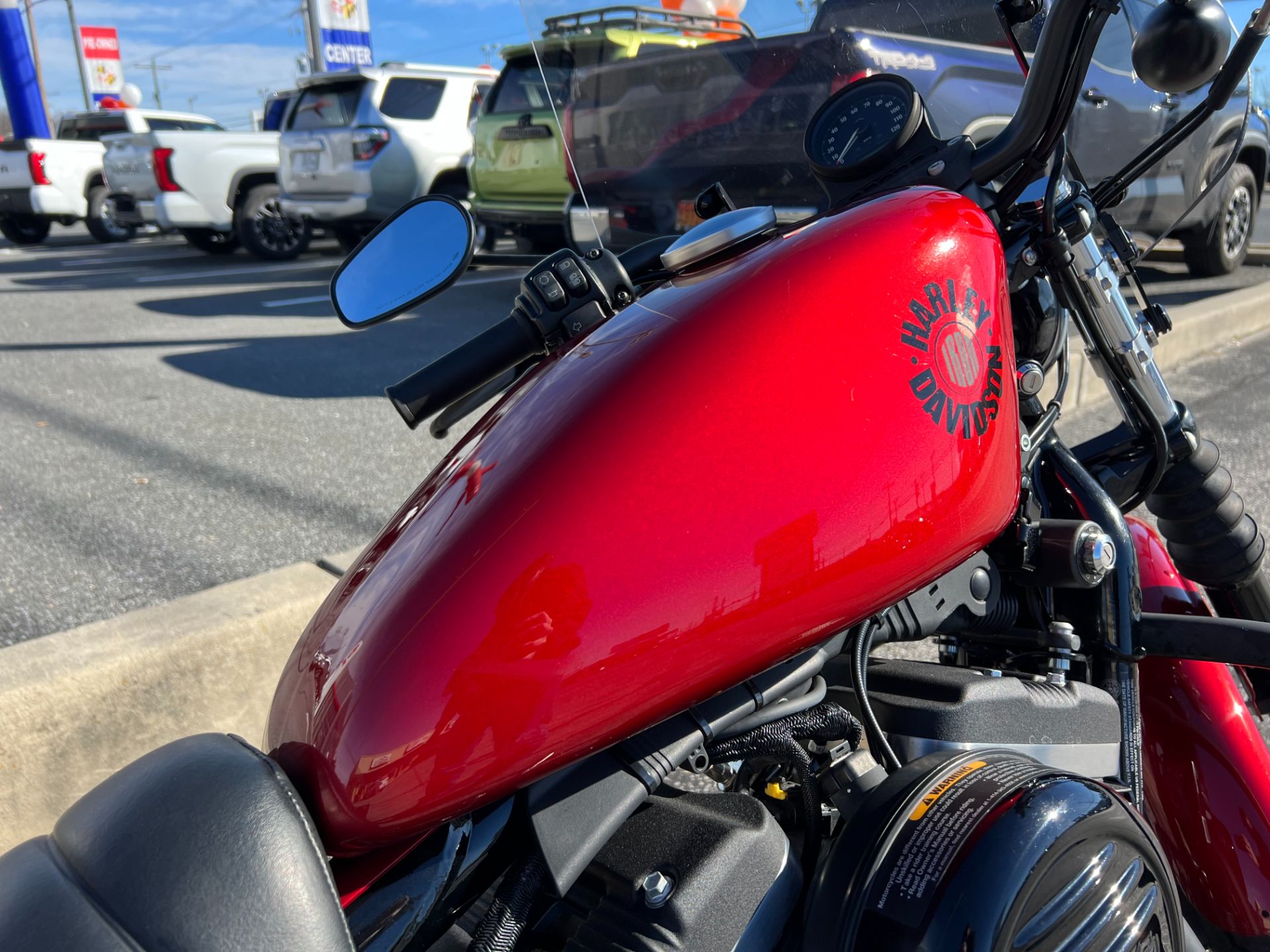 2019 Harley-Davidson Iron 883™ in Salisbury, Maryland - Photo 7