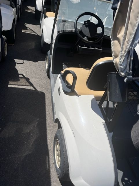 2017 E-Z-GO Golf TXT Gas in Walla Walla, Washington - Photo 2