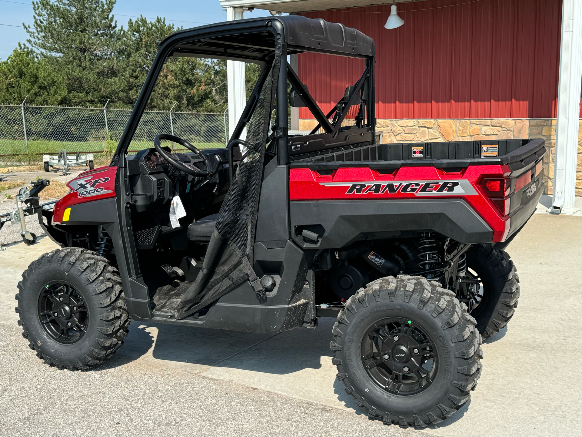 2025 Polaris Ranger XP 1000 Premium in Kansas City, Kansas - Photo 5