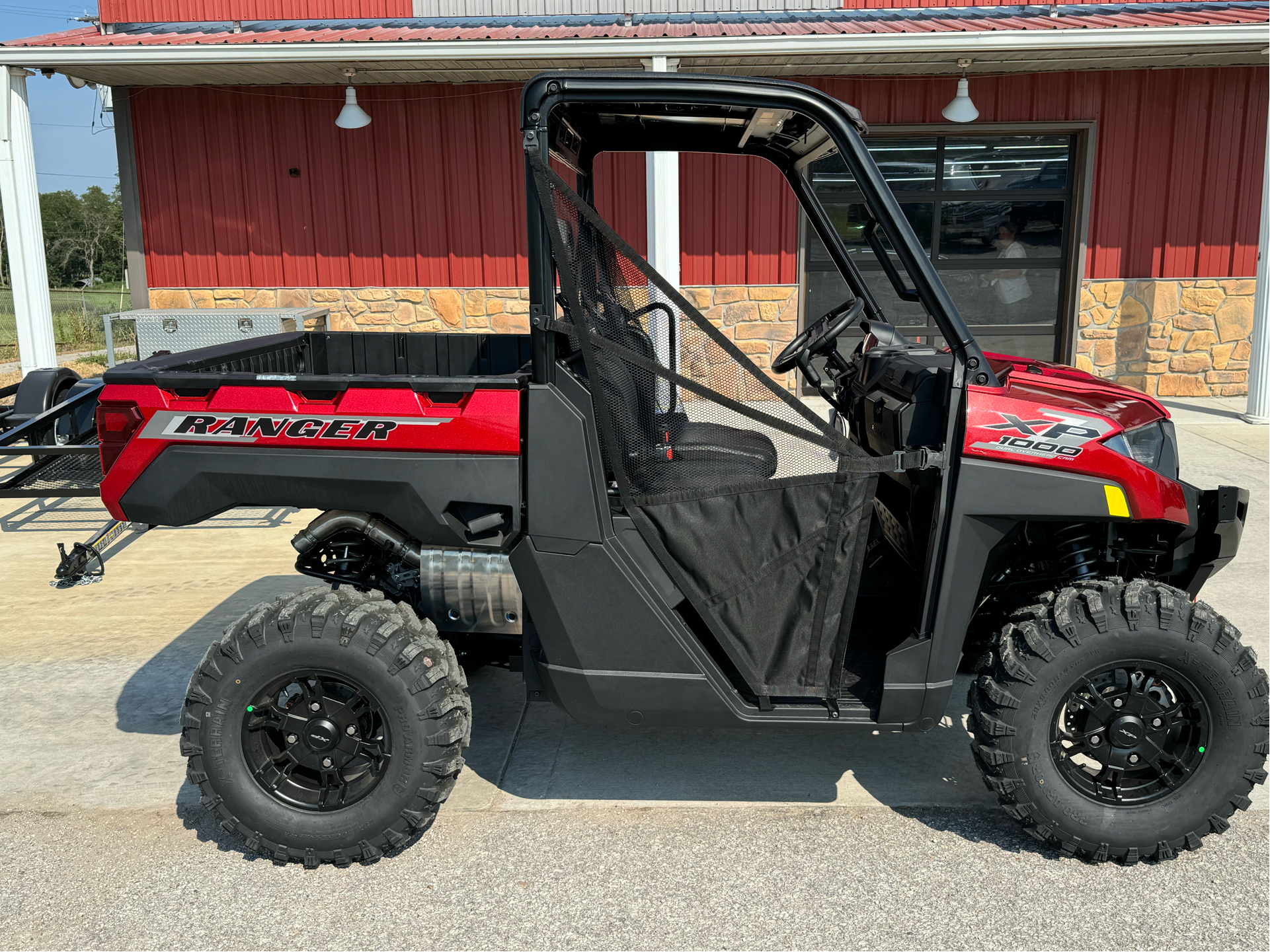 2025 Polaris Ranger XP 1000 Premium in Kansas City, Kansas - Photo 13