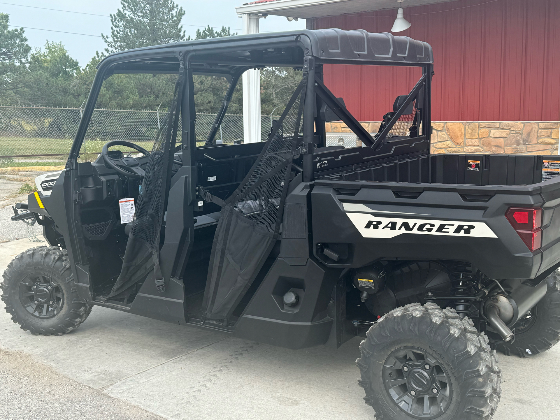 2025 Polaris Ranger Crew 1000 Premium in Kansas City, Kansas - Photo 13