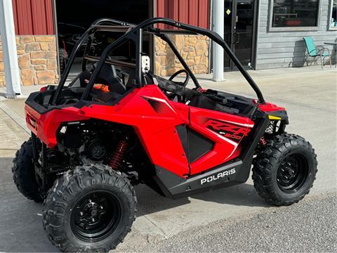 2025 Polaris RZR 200 EFI in Kansas City, Kansas - Photo 11