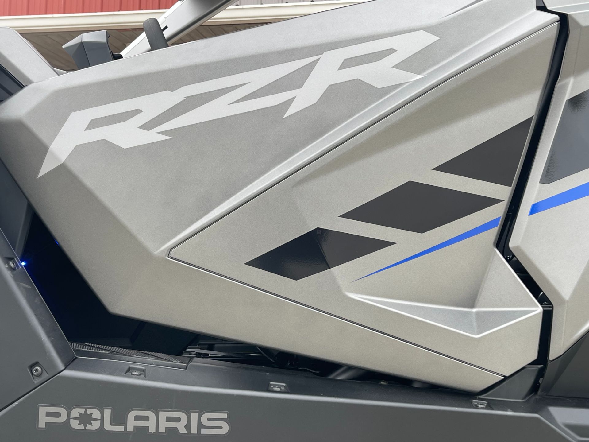 2024 Polaris RZR Pro R 4 Ultimate in Kansas City, Kansas - Photo 21