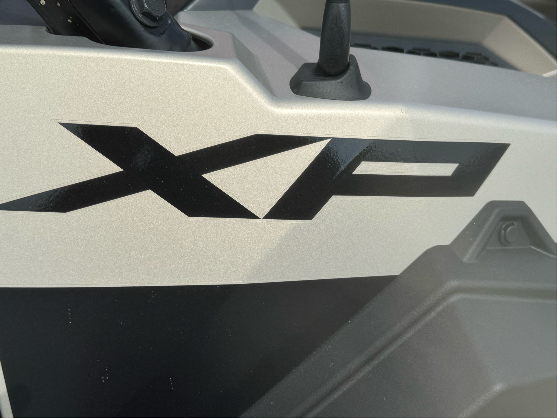 2024 Polaris General XP 1000 Premium in Kansas City, Kansas - Photo 8