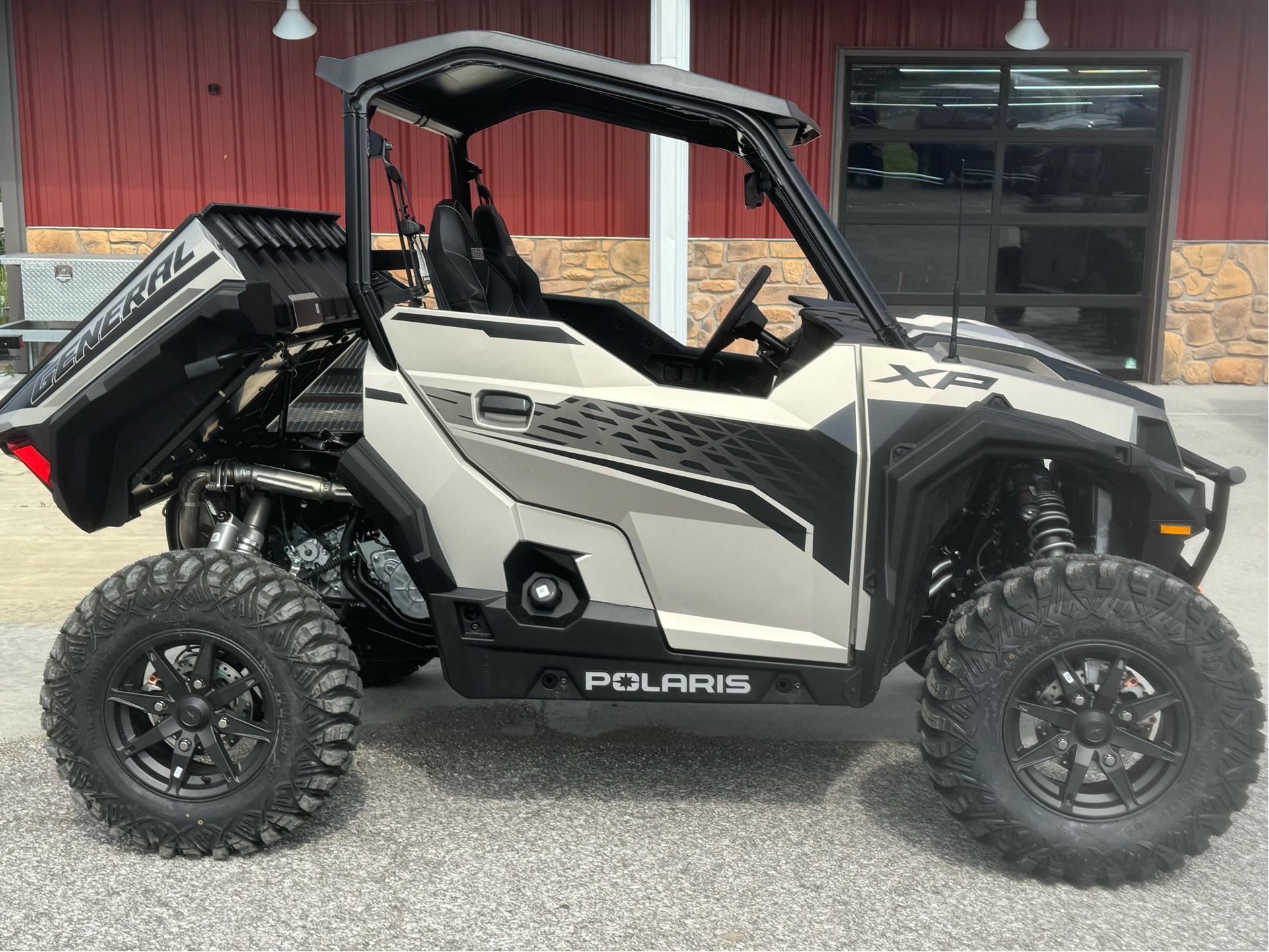 2024 Polaris General XP 1000 Premium in Kansas City, Kansas - Photo 16