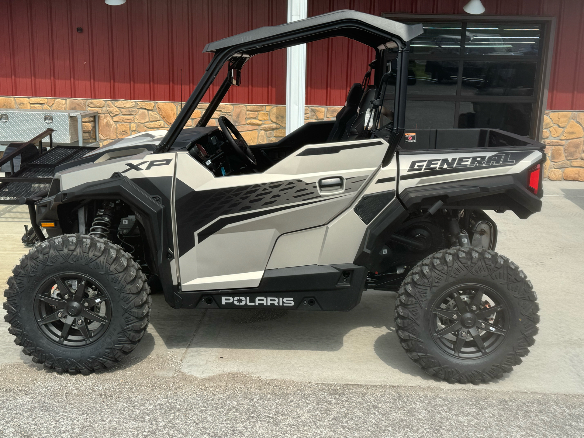 2024 Polaris General XP 1000 Premium in Kansas City, Kansas - Photo 21