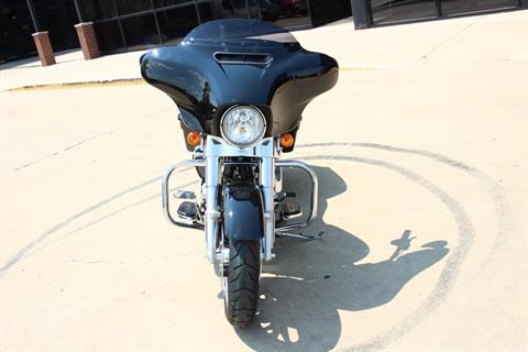2022 Harley-Davidson Street Glide® in Flint, Michigan - Photo 5