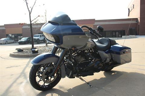 2023 Harley-Davidson Road Glide® Special in Flint, Michigan - Photo 4