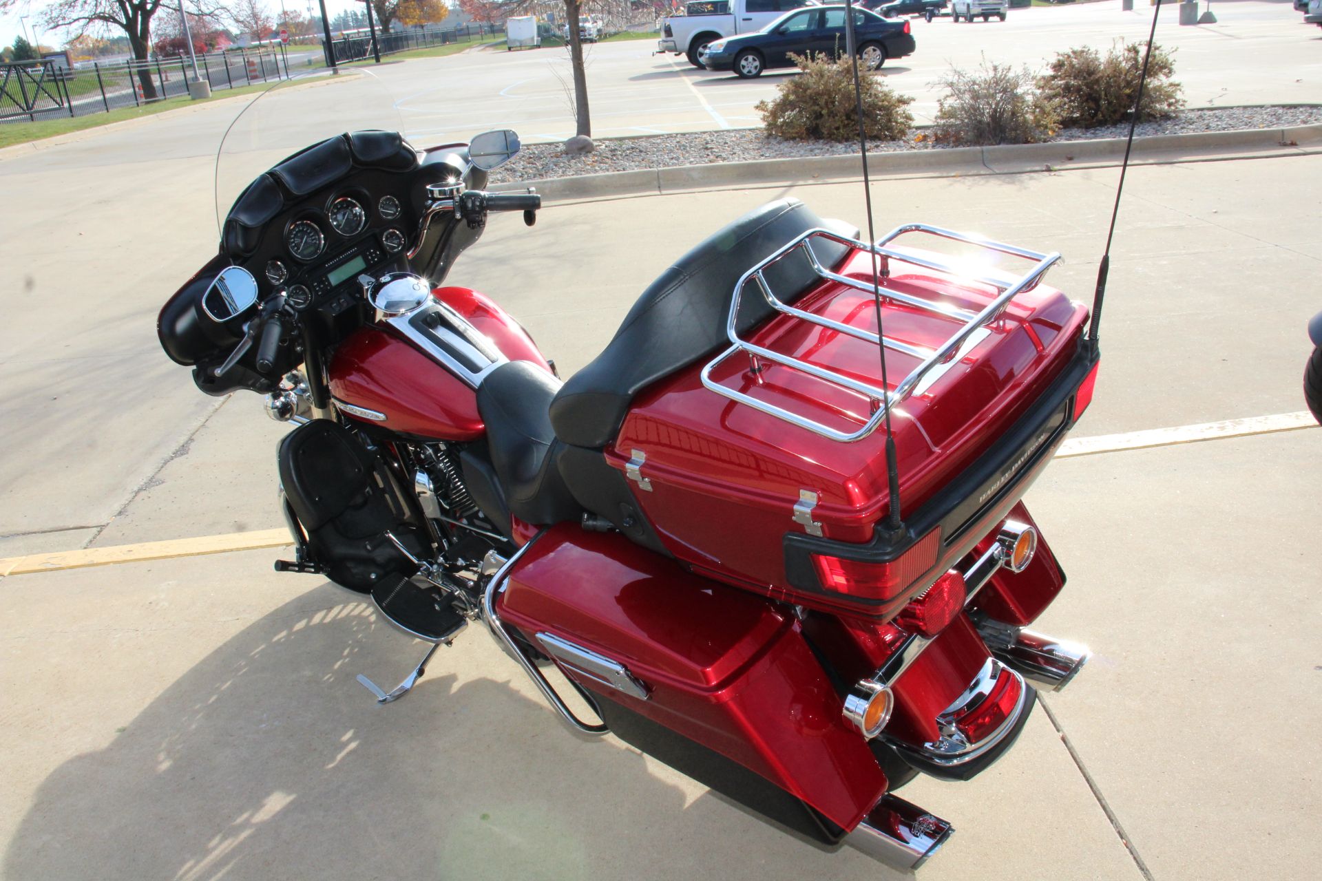 2013 Harley-Davidson Electra Glide® Ultra Limited in Flint, Michigan - Photo 6