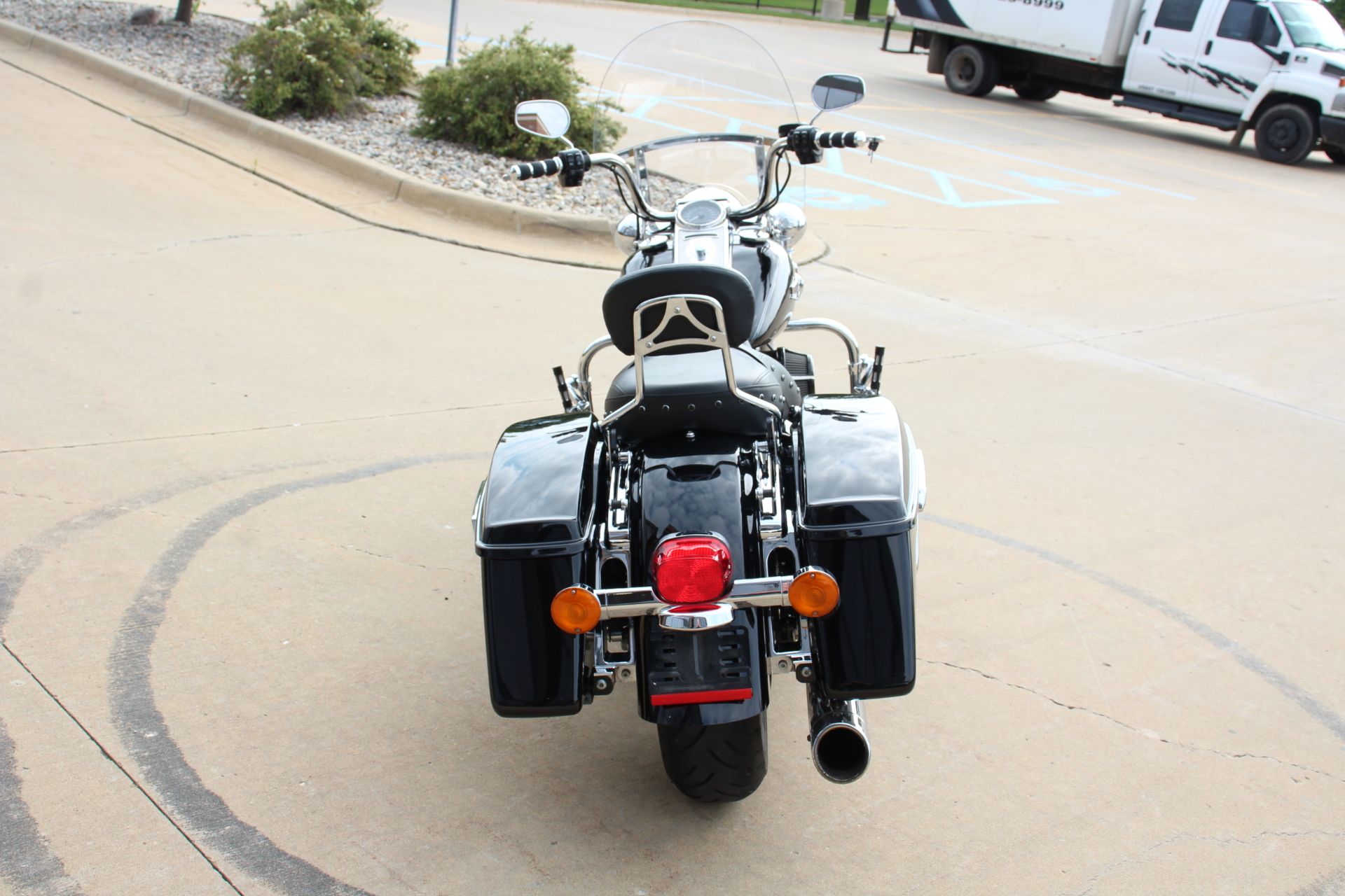 2015 Harley-Davidson Road King® in Flint, Michigan - Photo 7