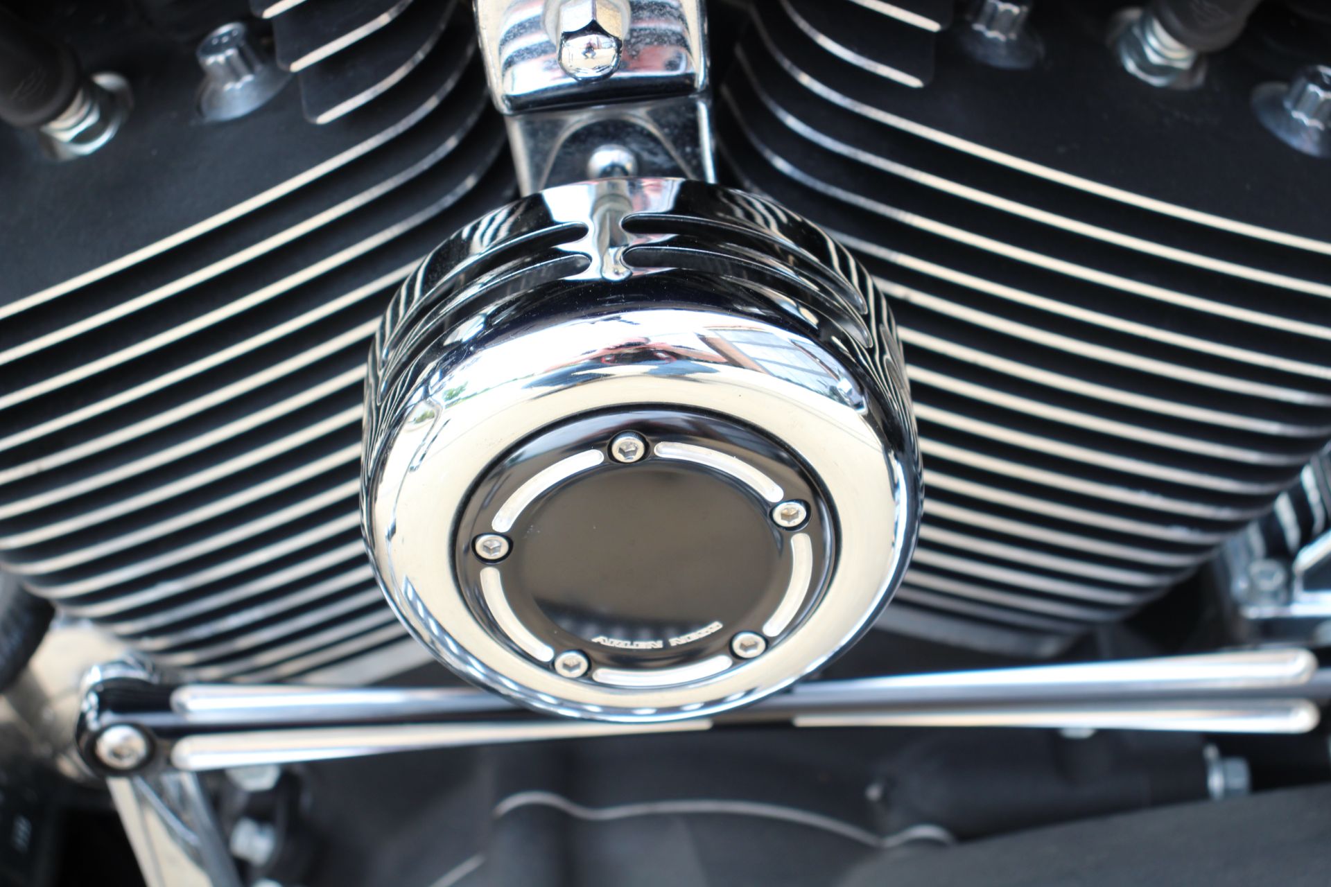 2015 Harley-Davidson Road King® in Flint, Michigan - Photo 16