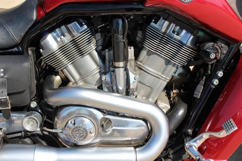 2011 Harley-Davidson V-Rod Muscle® in Flint, Michigan - Photo 13
