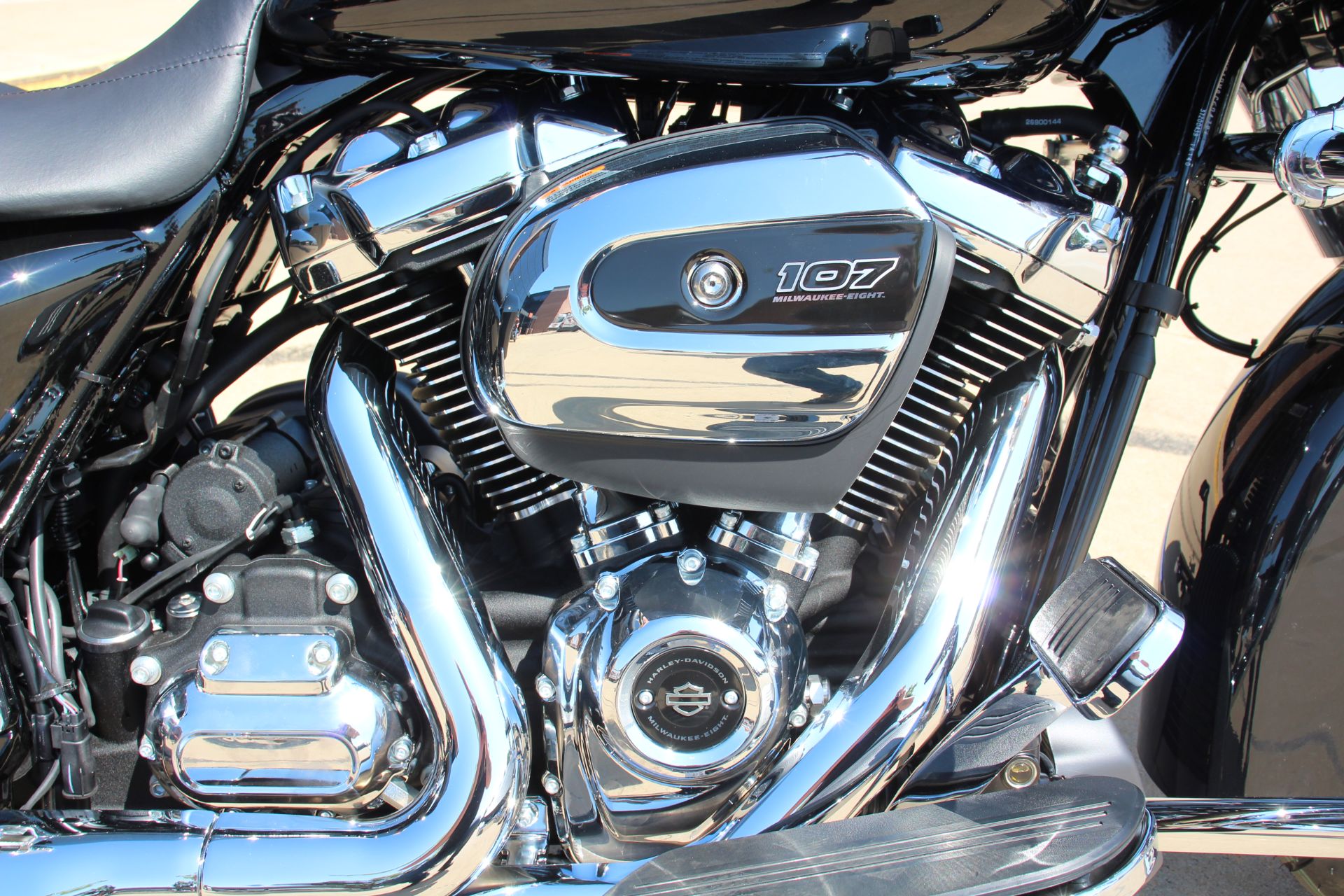 2023 Harley-Davidson Road Glide® in Flint, Michigan - Photo 11