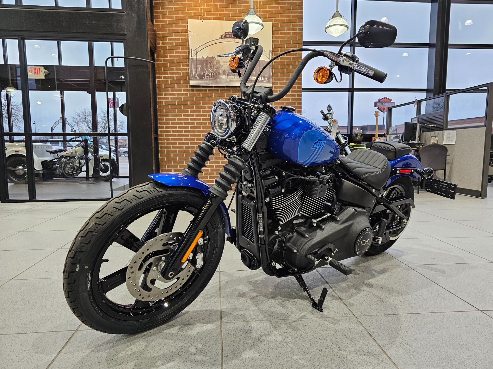 2024 Harley-Davidson Street Bob® 114 in Flint, Michigan - Photo 4