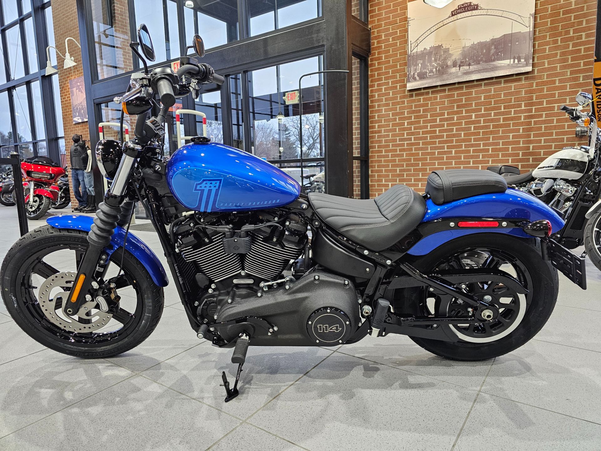 2024 Harley-Davidson Street Bob® 114 in Flint, Michigan - Photo 5
