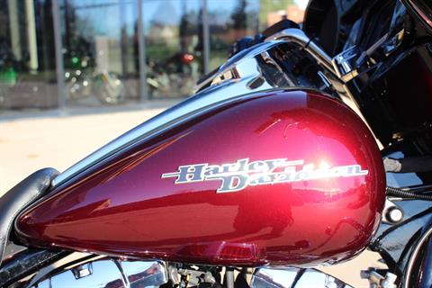2014 Harley-Davidson Street Glide® Special in Flint, Michigan - Photo 12