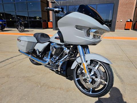 2024 Harley-Davidson Road Glide® in Flint, Michigan - Photo 2