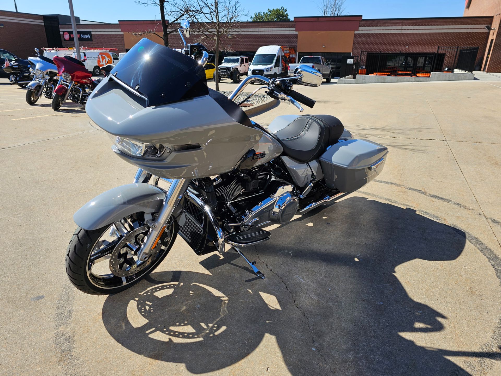 2024 Harley-Davidson Road Glide® in Flint, Michigan - Photo 4