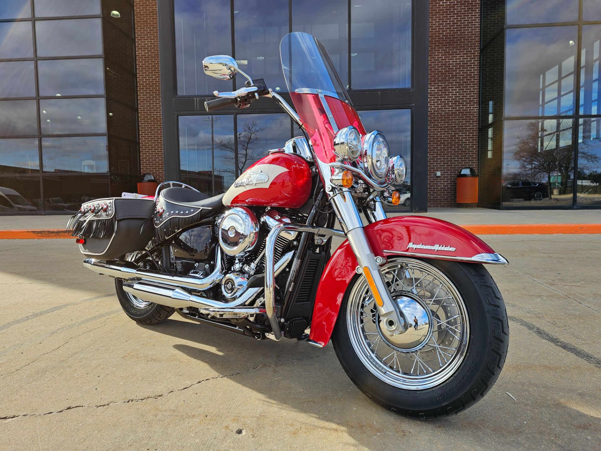 2024 Harley-Davidson Hydra-Glide Revival in Flint, Michigan - Photo 2