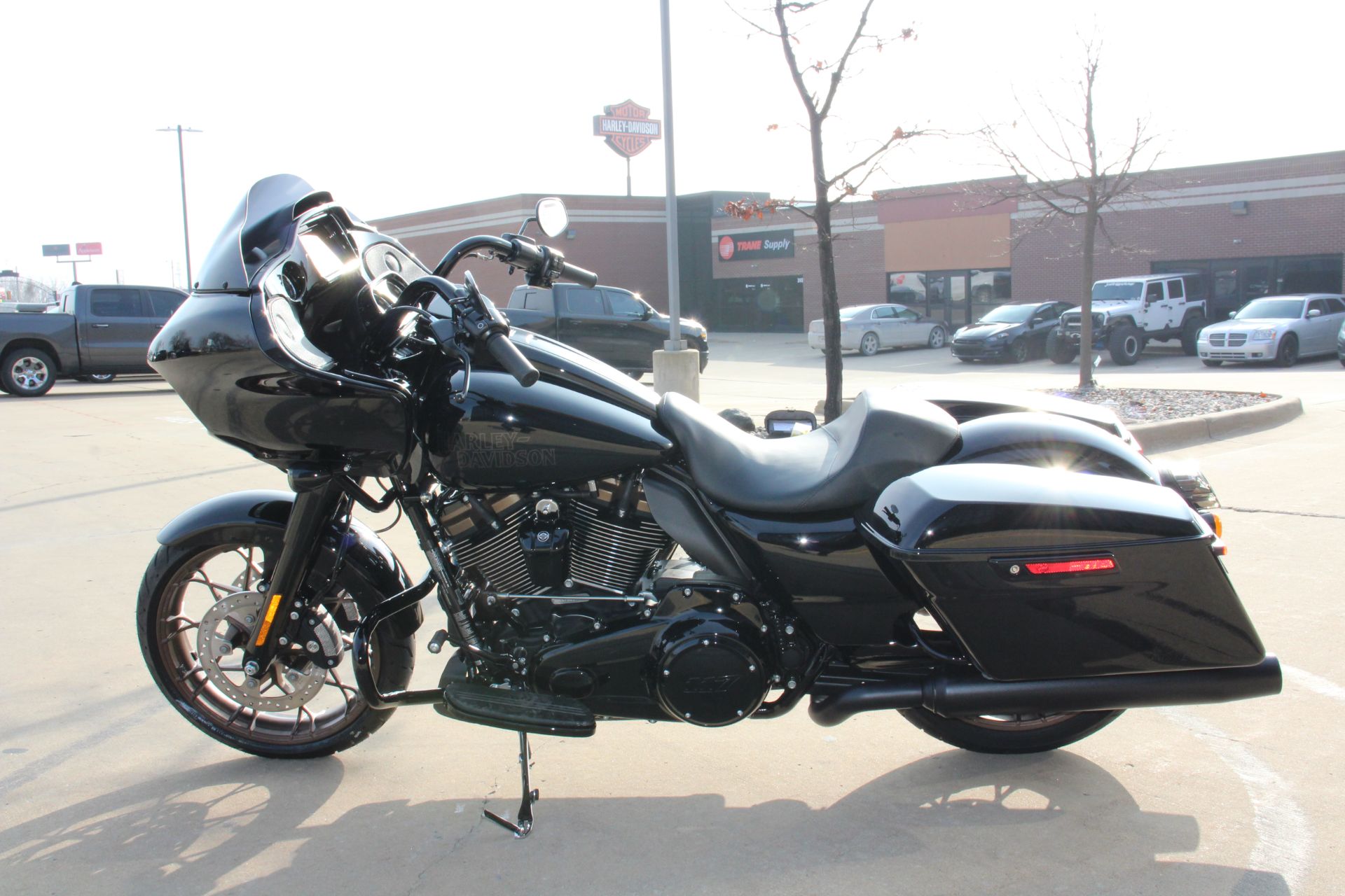 2023 Harley-Davidson Road Glide® ST in Flint, Michigan - Photo 5