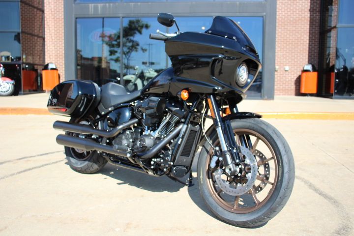 2023 Harley-Davidson Low Rider® ST in Flint, Michigan - Photo 2