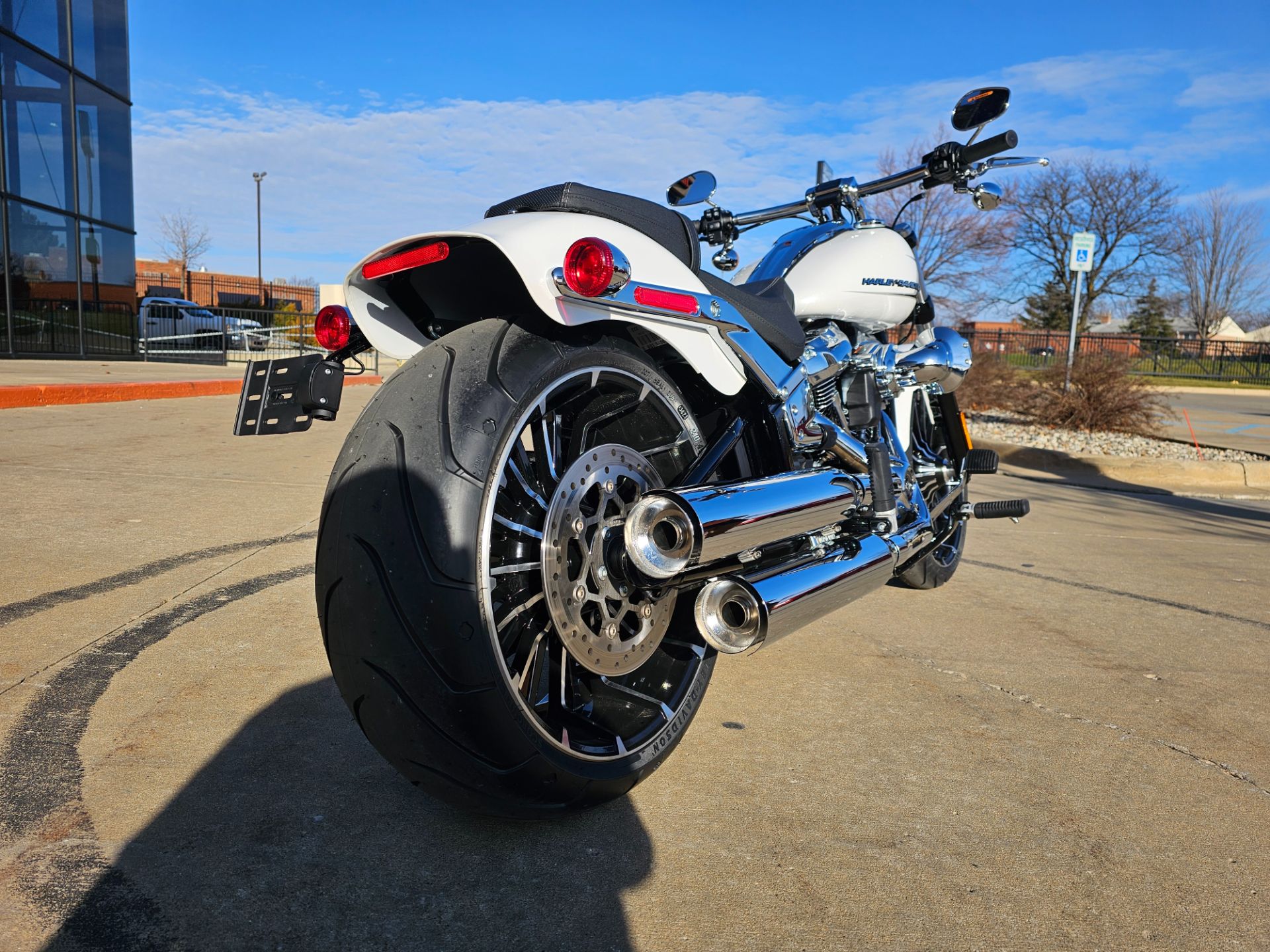 2024 Harley-Davidson Breakout® in Flint, Michigan - Photo 7