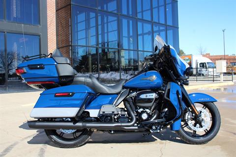 2023 Harley-Davidson Ultra Limited in Flint, Michigan - Photo 2