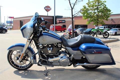 2023 Harley-Davidson Street Glide® Special in Flint, Michigan - Photo 5