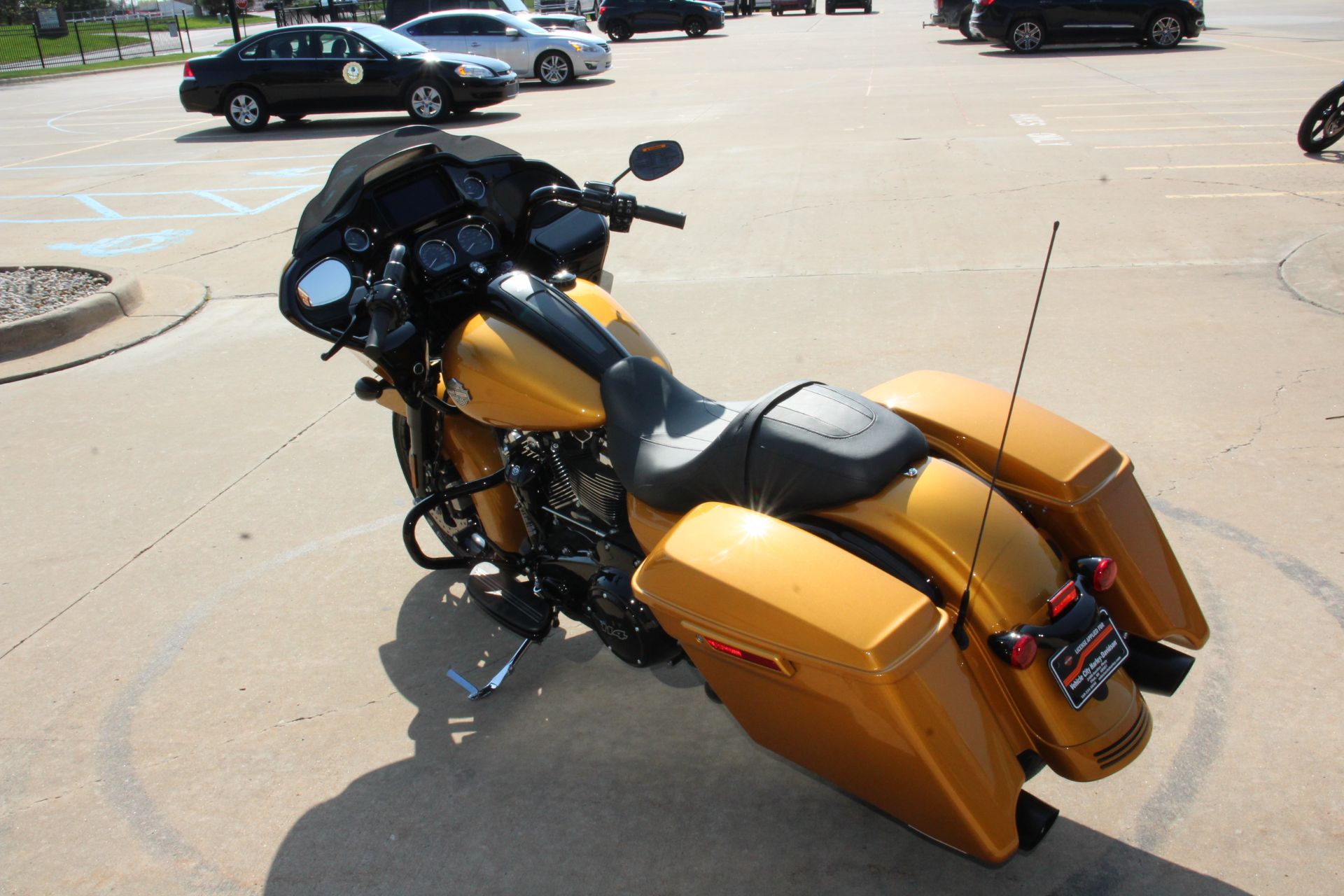 2023 Harley-Davidson Road Glide® Special in Flint, Michigan - Photo 6