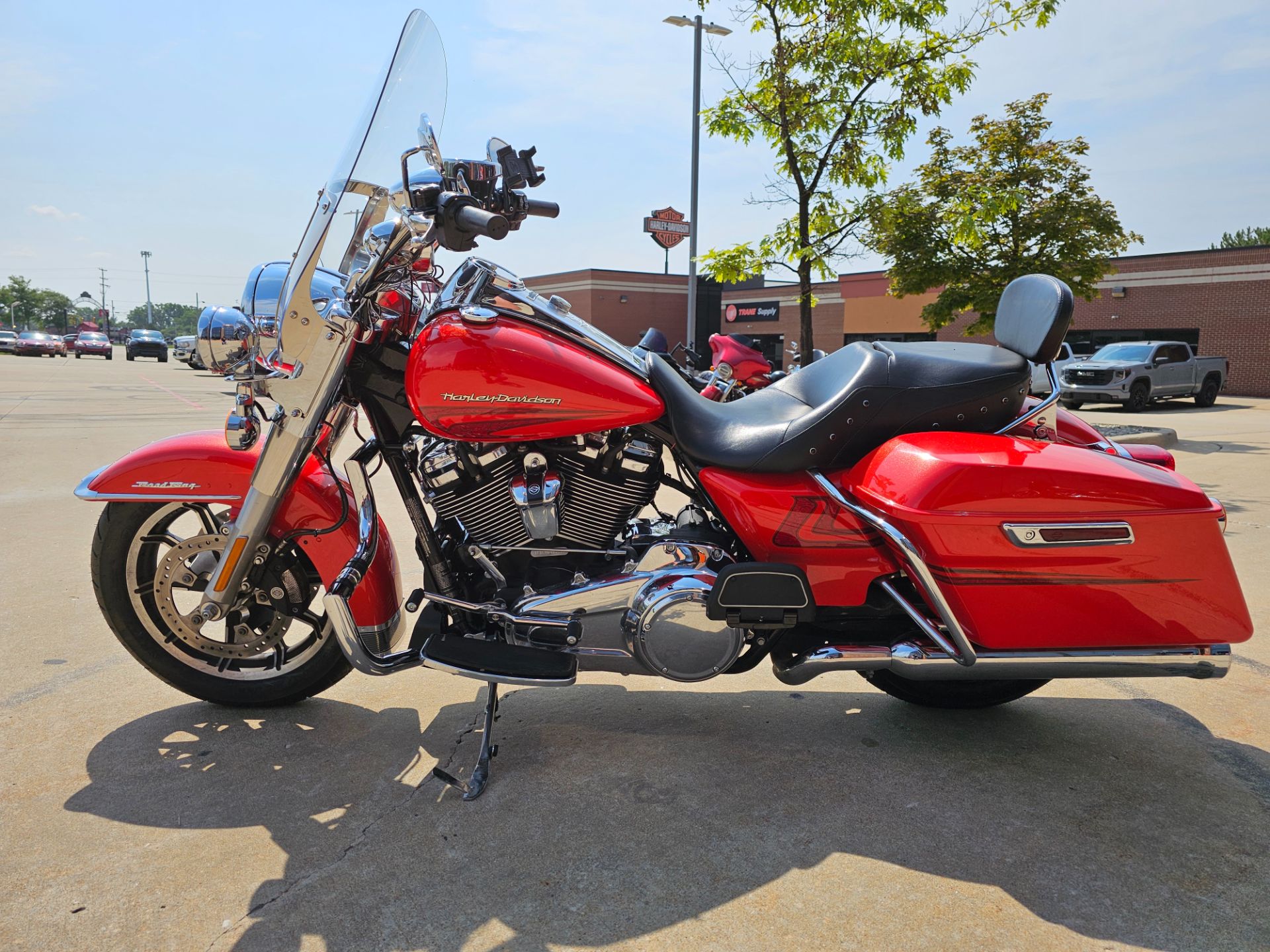 2017 Harley-Davidson Road King® in Flint, Michigan - Photo 5