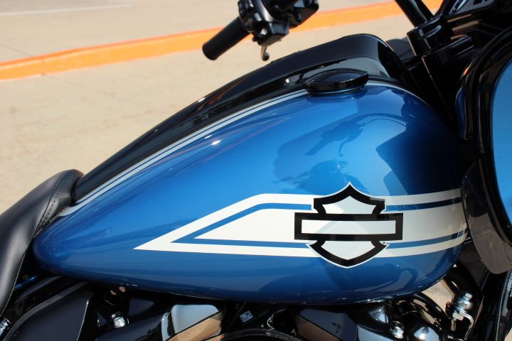 2023 Harley-Davidson Road Glide® ST in Flint, Michigan - Photo 9