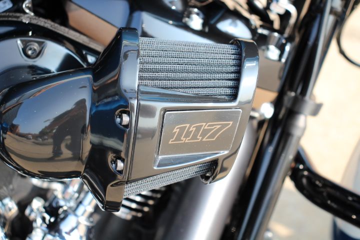 2023 Harley-Davidson Road Glide® ST in Flint, Michigan - Photo 10