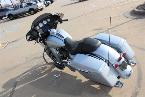 2023 Harley-Davidson Street Glide® in Flint, Michigan - Photo 7