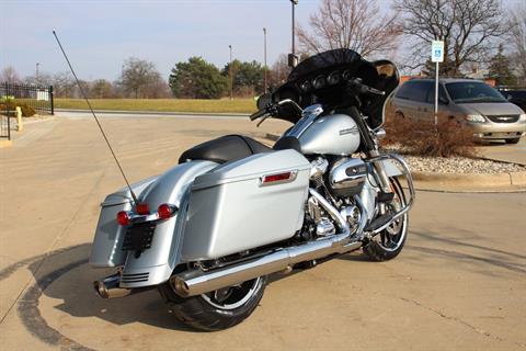 2023 Harley-Davidson Street Glide® in Flint, Michigan - Photo 9